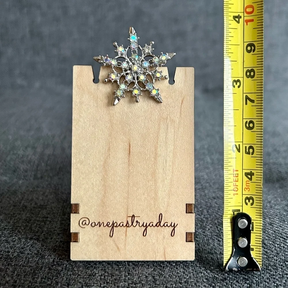 Silver Snowflake Rhinestone Fashion Brooch Pin Borealis